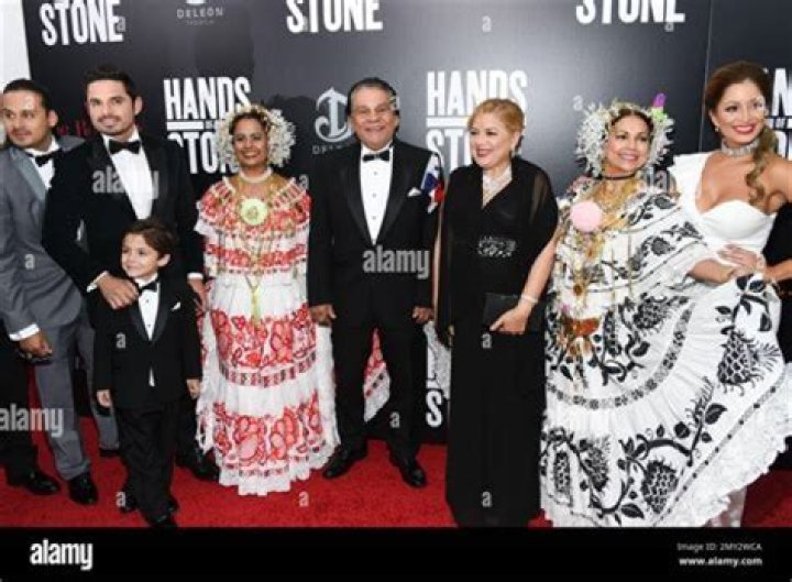 Who Is Roberto Durán Wife Felicidad Iglesias? Everything To Know