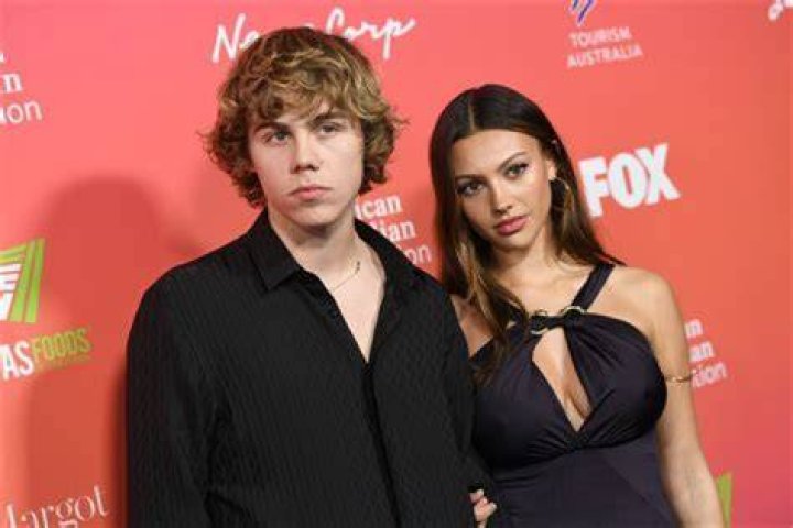 Who Is The Girlfriend of The Kid Laroi, Katarina Deme?