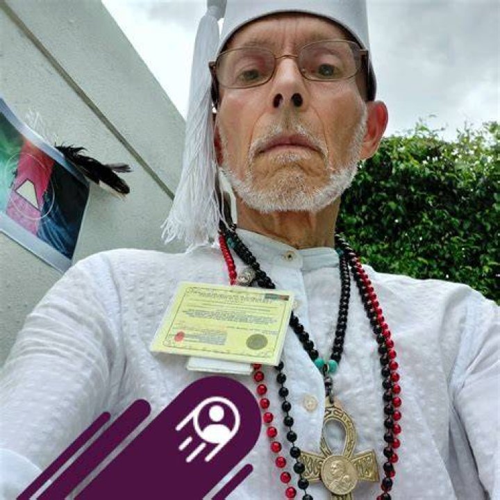 Who Is YouTuber Bobby Hemmitt? Know About His Wikipedia And Age Details – Find Him On Instagram