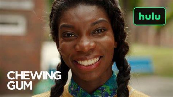 Who plays Emma in chewing gum? Meet Sinead Matthews