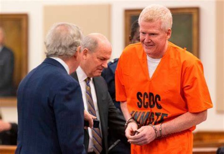 Why was Alex Murdaugh’s head shaved? Wig speculation debunked as mugshot picture goes viral