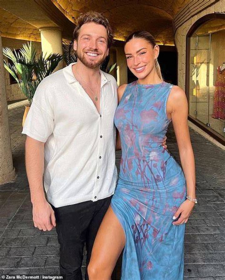 Zara Mcdermott Age, Wikipedia Boyfriend Instagram & Net Worth